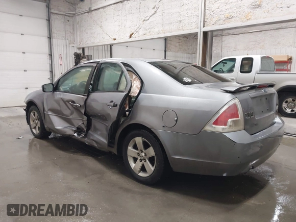 2007 Ford Fusion SE with VIN 3FAHP01147R225172, listed as a IAAI auction lot 41046047 with 188,076 mi miles. Bid and sale history available at carsss.com. Image 3.