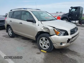 2006 Toyota RAV4 with VIN JTMZD33VX65015749, listed as a IAAI auction lot 42018278 with 175,934 mi miles and . Bid and sale history available at DreamBid. Image 1.