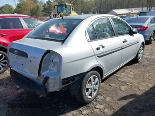 2009 Hyundai Accent Auto GLS with VIN KMHCM46C69U316790, listed as a IAAI auction lot 41883763 with 182,647 mi miles. Bid and sale history available at carsss.com. Image 4.