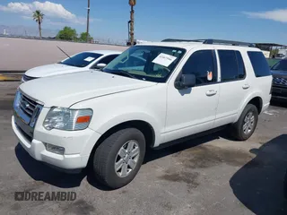 2010 Ford Explorer XLT z VIN 1FMEU6DE8AUA53893, wystawiony jako IAAI lot #42467166 z przebiegiem 84 072 mil mil oraz . Historia ofert i sprzedaży dostępna na DreamBid. Obrazek 13.