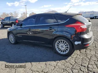 2014 Ford Focus Electric z VIN 1FADP3R46EL311822, wystawiony jako Copart lot #87134034 z przebiegiem 67 235 mil mil oraz Czysty tytuł • Clean title. Historia ofert i sprzedaży dostępna na DreamBid. Obrazek 2.