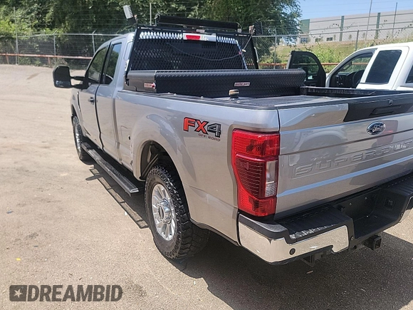 2020 Ford F-250 XL z VIN 1FT7X2B62LED95958, wystawiony jako IAAI lot #42555993 z przebiegiem 86 391 mil mil oraz . Historia ofert i sprzedaży dostępna na DreamBid. Obrazek 24.