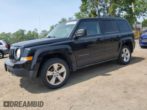 2014 Jeep Patriot Latitude with VIN 1C4NJRFB3ED761587, listed as a Copart auction lot 60554245 with 138,763 mi miles and Salvage title. Bid and sale history available at DreamBid. Image 1.