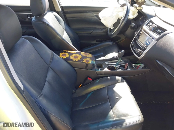 2018 Nissan Altima 2.5 SL with VIN 1N4AL3AP1JC163884, listed as a IAAI auction lot 41645283 with 115,982 mi miles. Bid and sale history available at carsss.com. Image 5.