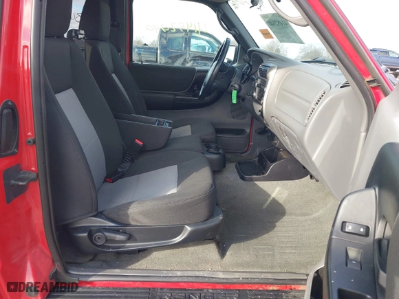 2011 Ford Ranger XLT with VIN 1FTLR4FE4BPA87683, listed as a IAAI auction lot 41452040 with 85,636 mi miles. Bid and sale history available at carsss.com. Image 5.