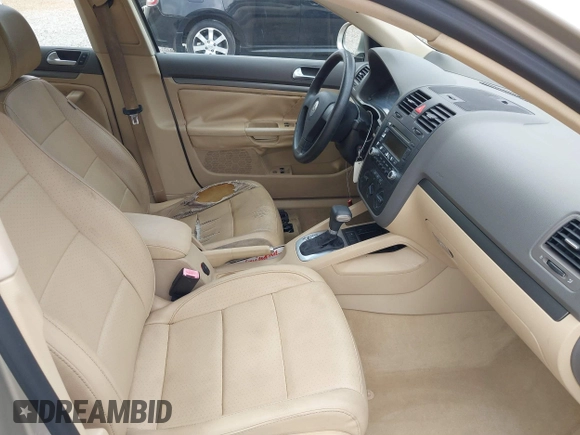 2006 Volkswagen Jetta 2.5L with VIN 3VWSF71K46M702678, listed as a IAAI auction lot 40882527 with 86,506 mi miles and . Bid and sale history available at DreamBid. Image 5.