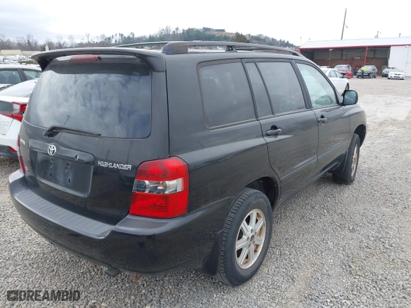 2006 Toyota Highlander with VIN JTEGP21A860097515, listed as a IAAI auction lot 41702204 with 237,665 mi miles. Bid and sale history available at carsss.com. Image 4.