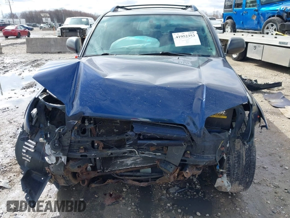 2004 Toyota 4Runner SR5 with VIN JTEBU14R648016279, listed as a IAAI auction lot 41952353 with 165,699 mi miles and . Bid and sale history available at DreamBid. Image 13.