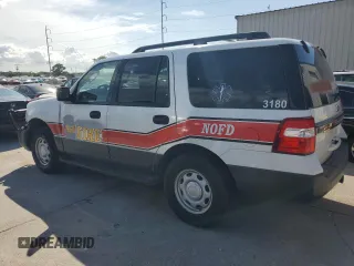 2015 Ford Expedition XL with VIN 1FMJU1FT8FEF44964, listed as a Copart auction lot 53561175 with Not provided miles and Salvage title. Bid and sale history available at DreamBid. Image 2.