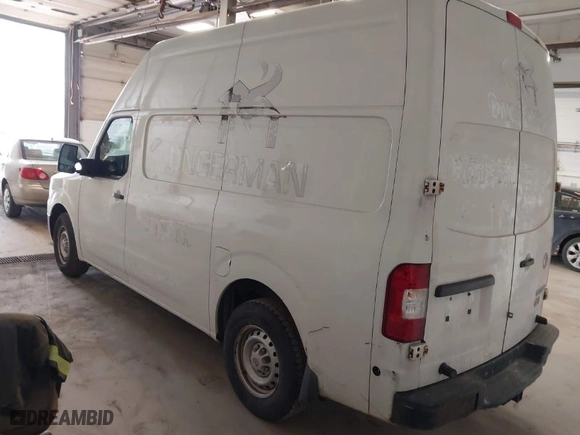2014 Nissan NV SV with VIN 1N6AF0LX9EN105350, listed as a IAAI auction lot 41431648 with 204,660 mi miles. Bid and sale history available at carsss.com. Image 3.