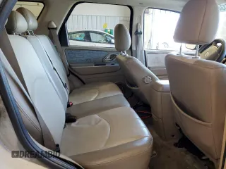 2007 Mercury Mariner Premier с VIN 4M2CU971X7KJ03424, выставлен на аукционе Copart как лот 51340895 с пробегом 185 576 миль миль и На запчасти • Non repairable. История ставок и продаж доступна на DreamBid. Изображение 10.