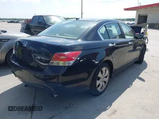 2008 Honda Accord EX-L z VIN 1HGCP36818A035886, wystawiony jako IAAI lot #42063672 z przebiegiem 172 953 mil mil oraz . Historia ofert i sprzedaży dostępna na DreamBid. Obrazek 4.