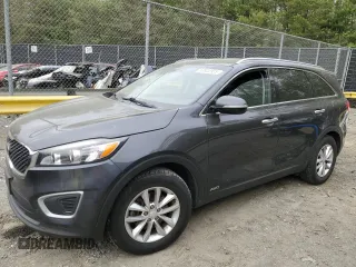 2017 Kia Sorento LX with VIN 5XYPGDA38HG327987, listed as a Copart auction lot 53922925 with 134,047 mi miles and Clean Title. Bid and sale history available at carsss.com. Image 1.