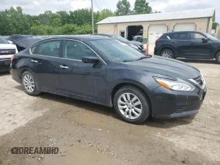 2016 Nissan Altima S with VIN 1N4AL3AP8GC242249, listed as a Copart auction lot 57575085 with 137,033 mi miles and Salvage title. Bid and sale history available at DreamBid. Image 4.