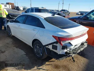 2024 Hyundai Elantra SEL with VIN KMHLM4DG6RU791457, listed as a IAAI auction lot 41428635 with 5,318 mi miles. Bid and sale history available at carsss.com. Image 3.