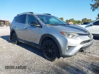 2018 Toyota RAV4 XLE with VIN 2T3RFREV1JW788525, listed as a IAAI auction lot 41793478 with 66,603 mi miles. Bid and sale history available at carsss.com. Image 1.