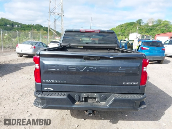 2021 Chevrolet Silverado 1500 Custom with VIN 1GCPYBEK1MZ450268, listed as a IAAI auction lot 42184650 with 30,642 mi miles and . Bid and sale history available at DreamBid. Image 16.