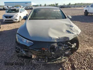2024 Mercedes-Benz EQE 350+ z VIN W1KEG2BB5RF057161, wystawiony jako Copart lot #75678954 z przebiegiem 719 mil mil oraz Szkoda całkowita • Salvage title. Historia ofert i sprzedaży dostępna na DreamBid. Obrazek 5.