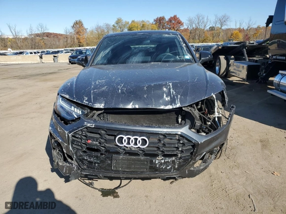 2023 Audi SQ5 Sportback Prestige with VIN WA134AFY0P2040785, listed as a Copart auction lot 77425304 with NaN miles and Salvage Title. Bid and sale history available at carsss.com. Image 5.
