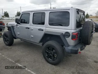 2018 Jeep Wrangler Unlimited Rubicon with VIN 1C4HJXFN7JW211402, listed as a Copart auction lot 53401925 with 79,041 mi miles and Salvage title. Bid and sale history available at DreamBid. Image 2.