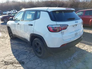 2018 Jeep Compass Sport with VIN 3C4NJCAB8JT263412, listed as a IAAI auction lot 41561089 with 94,275 mi miles. Bid and sale history available at carsss.com. Image 3.