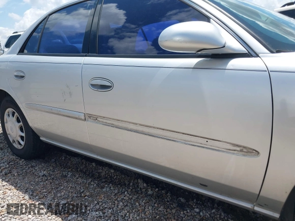 2004 Buick Century Custom with VIN 2G4WS52J641165337, listed as a IAAI auction lot 42196052 with Not Provided miles and . Bid and sale history available at carsss.com. Image 6.