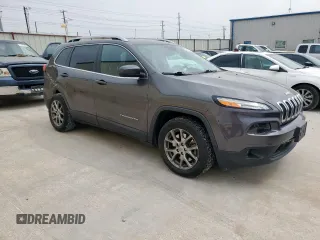 2018 Jeep Cherokee Latitude Plus с VIN 1C4PJLLB6JD621795, выставлен на аукционе Copart как лот 50989815 с пробегом 107 531 миль миль и Списание • Salvage title. История ставок и продаж доступна на DreamBid. Изображение 4.