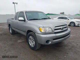 2004 Toyota Tundra SR5 with VIN 5TBRT34164S454364, listed as a IAAI auction lot 41610776 with 109,850 mi miles. Bid and sale history available at carsss.com. Image 1.