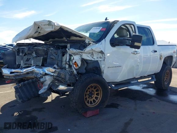 2012 Chevrolet Silverado 1500 LT with VIN 1GCPKSE76CF238110, listed as a IAAI auction lot 41650368 with 224,357 mi miles and . Bid and sale history available at DreamBid. Image 6.