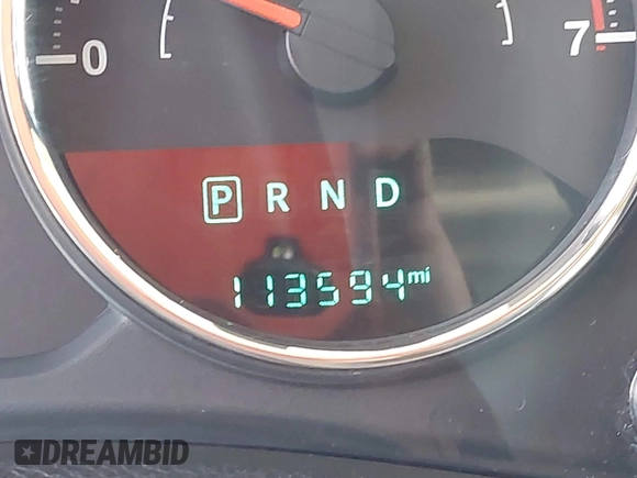 2016 Jeep Wrangler Unlimited Sport z VIN 1C4BJWDG4GL288615, wystawiony jako IAAI lot #42520924 z przebiegiem 113 594 mil mil oraz . Historia ofert i sprzedaży dostępna na DreamBid. Obrazek 16.