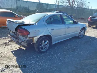 2004 Pontiac Grand Am SE1 with VIN 1G2NF52E64M695145, listed as a IAAI auction lot 41639805 with 1 mi miles. Bid and sale history available at carsss.com. Image 4.
