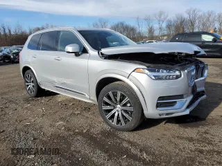 2024 Volvo XC90 Core Bright Theme with VIN YV4L12PK1R1187069, listed as a Copart auction lot 41672625 with 15,438 mi miles and Salvage Title. Bid and sale history available at carsss.com. Image 4.