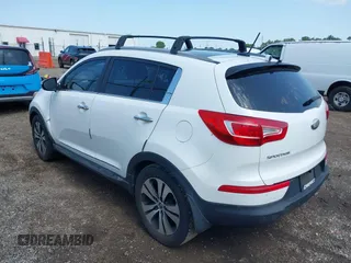 2013 Kia Sportage EX with VIN KNDPC3A25D7443846, listed as a IAAI auction lot 42537284 with Not provided miles and . Bid and sale history available at DreamBid. Image 3.