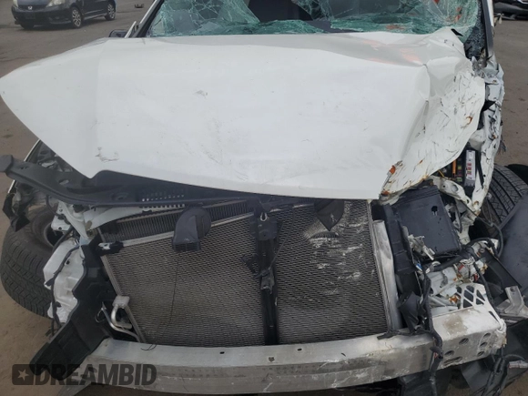 2018 Toyota Highlander SE с VIN 5TDJZRFH1JS884086, выставлен на аукционе Copart как лот 58822095 с пробегом Не указан миль и На запчасти • Non repairable. История ставок и продаж доступна на DreamBid. Изображение 12.