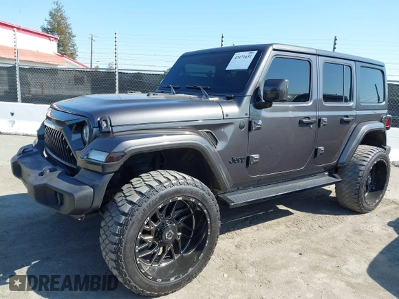 2021 Jeep Wrangler Unlimited Willys с VIN 1C4HJXDG7MW576798, выставлен на аукционе IAAI как лот 42471651 с пробегом 58 481 миль миль и . История ставок и продаж доступна на DreamBid. Изображение 17.