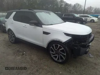 2018 Land Rover Discovery HSE Luxury with VIN SALRT2RV3JA057709, listed as a IAAI auction lot 41563821 with 99,639 mi miles. Bid and sale history available at carsss.com. Image 1.
