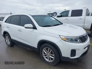 2014 Kia Sorento LX с VIN 5XYKT3A6XEG428583, выставлен на аукционе IAAI как лот 42663413 с пробегом 133 166 миль миль и . История ставок и продаж доступна на DreamBid. Изображение 1.