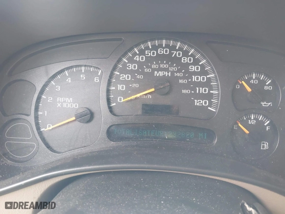 2005 Chevrolet Tahoe LT with VIN 1GNEC13T45R153791, listed as a IAAI auction lot 41553867 with 232,820 mi miles. Bid and sale history available at carsss.com. Image 7.