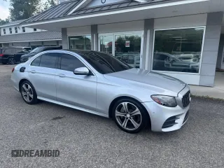 2017 Mercedes-Benz E 300 Luxury with VIN WDDZF4JB3HA096747, listed as a Copart auction lot 63851325 with 142,397 mi miles and Clean title. Bid and sale history available at DreamBid. Image 1.