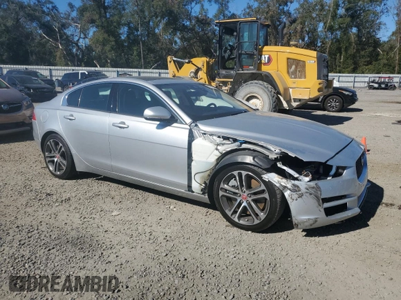 2017 Jaguar XE 35t Premium with VIN SAJAD4BV6HA965932, listed as a Copart auction lot 83215154 with 55,291 mi miles and Salvage Title. Bid and sale history available at DreamBid. Image 4.