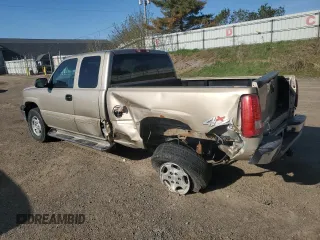 2004 Chevrolet Silverado 1500 Z71 with VIN 2GCEK19T641303720, listed as a Copart auction lot 54622325 with 211,776 mi miles and Clean Title. Bid and sale history available at DreamBid. Image 2.