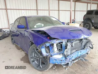 2020 Dodge Charger R/T z VIN 2C3CDXCT8LH184205, wystawiony jako IAAI lot #42009153 z przebiegiem 53 270 mil mil oraz . Historia ofert i sprzedaży dostępna na DreamBid. Obrazek 1.