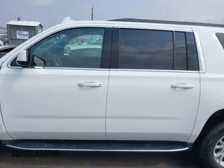 2019 GMC Yukon XL SLT with VIN 1GKS2GKC4KR160002, listed as a IAAI auction lot 42125427 with 119,312 mi miles and . Bid and sale history available at DreamBid. Image 14.