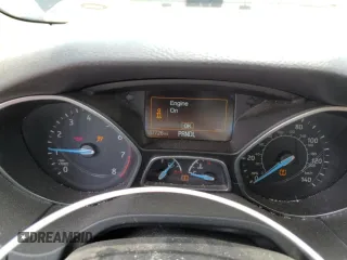 2018 Ford Focus SE z VIN 1FADP3F28JL319269, wystawiony jako Copart lot #59604555 z przebiegiem 167 726 mil mil oraz Szkoda całkowita • Salvage title. Historia ofert i sprzedaży dostępna na DreamBid. Obrazek 9.