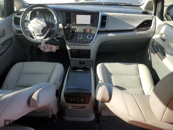 2020 Toyota Sienna XLE Auto Access Seat with VIN 5TDYZ3DC4LS073596, listed as a Copart auction lot 48262685 with 59,145 mi miles and Salvage Title. Bid and sale history available at carsss.com. Image 8.