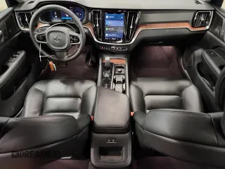 2024 Volvo S60 Plus Dark Theme z VIN 7JRL12TL4RG280801, wystawiony jako Copart lot #59200795 z przebiegiem 29 046 mil mil oraz Czysty tytuł • Clean title. Historia ofert i sprzedaży dostępna na DreamBid. Obrazek 8.