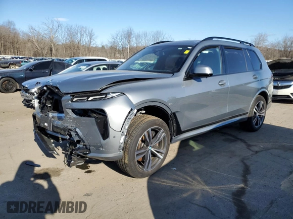 2025 BMW X7 xDrive40i with VIN 5UX23EM02S9W30056, listed as a Copart auction lot 50580665 with 0 mi miles and Salvage Title. Bid and sale history available at carsss.com. Image 1.