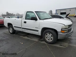 2000 Chevrolet Silverado 1500 with VIN 1GCEC14W8YE144881, listed as a Copart auction lot 84852304 with 0 mi miles and Salvage Title. Bid and sale history available at carsss.com. Image 5.