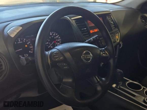 2014 Nissan Pathfinder S with VIN 5N1AR2MM5EC711181, listed as a IAAI auction lot 42665593 with 205,546 mi miles and . Bid and sale history available at DreamBid. Image 58.