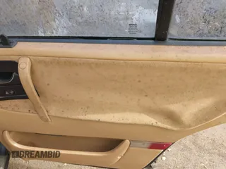 1993 Saab 9000 z VIN YS3CK65B1P1029962, wystawiony jako IAAI lot #41840965 z przebiegiem Nie podano mil oraz . Historia ofert i sprzedaży dostępna na DreamBid. Obrazek 14.